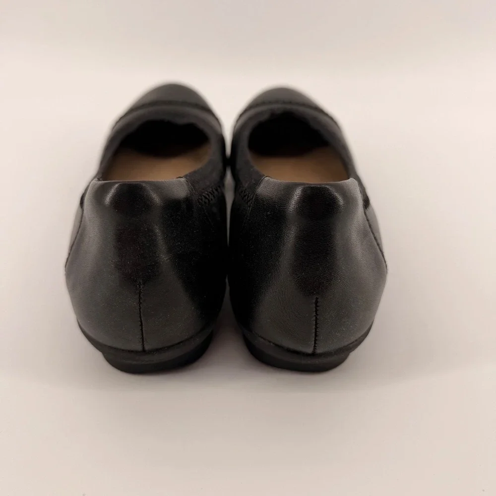 Clarks collection flats